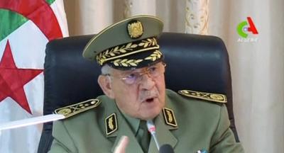  -  ÑÆíÓ ÇáÃÑßÇä ÇáÌÒÇÆÑí íÎÈÑ ÇáÔÚÈ Úä ãßÇä æÌæÏ ãÝÇÊíÍ ÇáÃÒãÉ ÇáÍÇáíÉ 
