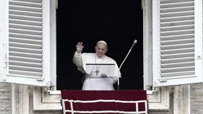  - الفاتيكان يعلن زيارة البابا مخيما للمهاجرين في اليونان
