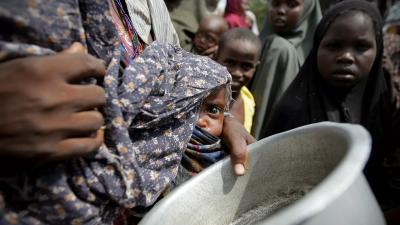  - صحيفة تتحدث عن سلاح المجاعة "المفتعلة" في "توأم المعاناة" اليمن وأفغانستان
