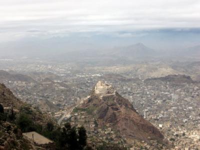  - الأمن اليمني يعلن عن حادثين منفصلين لانتحار طفلين في تعز
