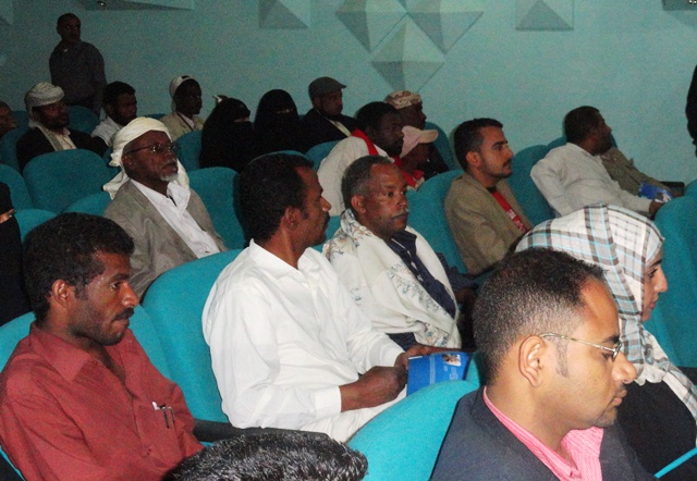ندوة مؤسسة قرار الاعلامية حول القاعدة في ابين